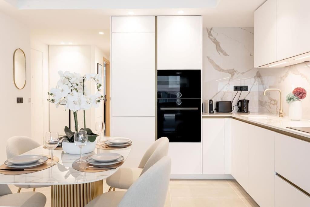 Apartamento Magnifique 5 Stars - Parking - Terrasse - 3 Mins De La Croisette - Palais Royal By Halldis Cannes