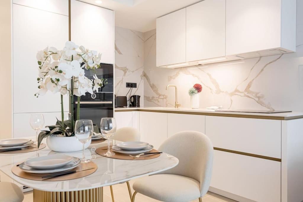 Magnifique 5 Stars - Parking - Terrasse - 3 Mins De La Croisette - Palais Royal By Halldis Apartamento *